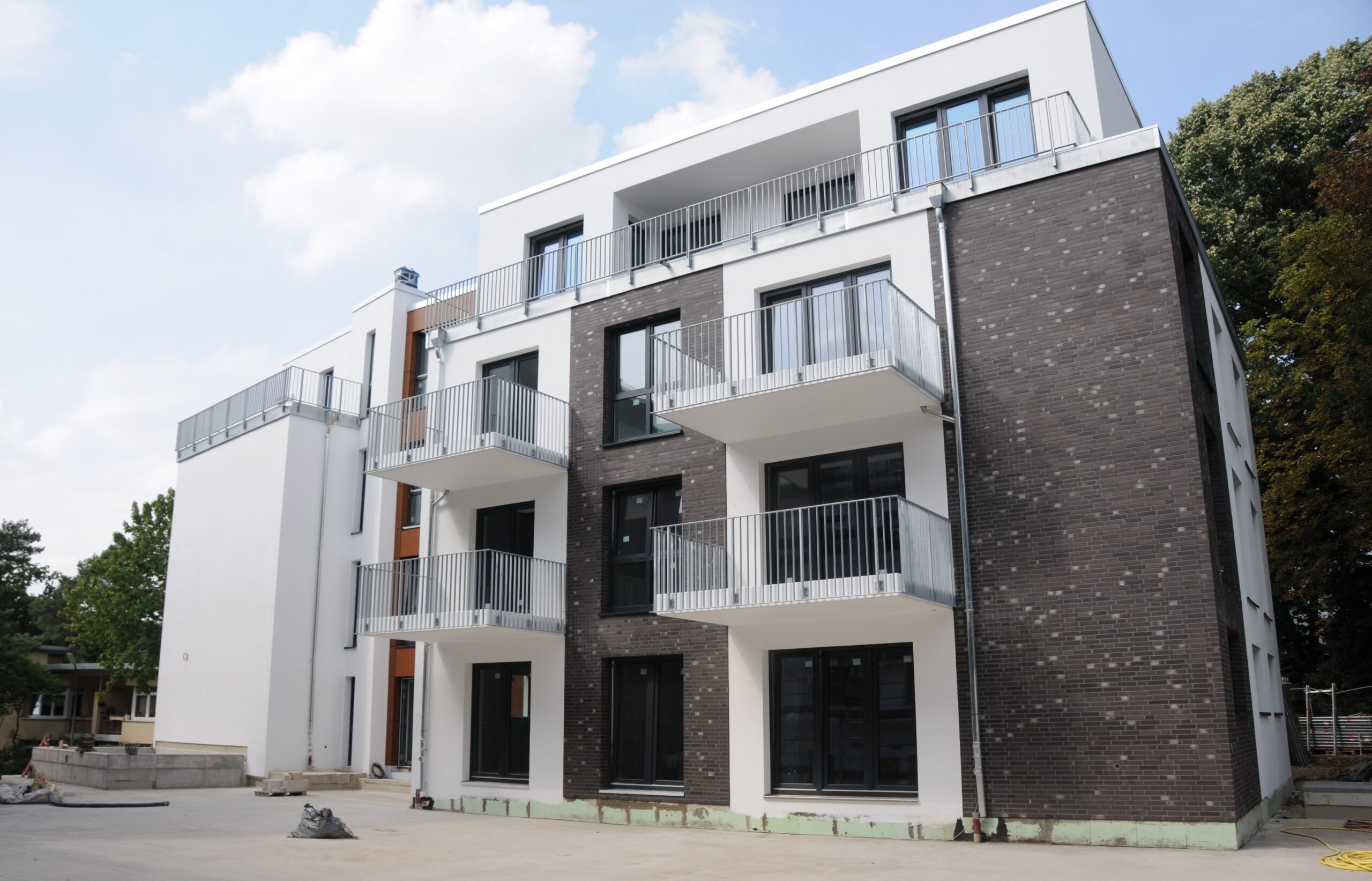 Neubau mit 22 Wohneinheiten und 33 Appartements, Hamburg Neubau mit 22 Wohneinheiten und 33 Appartements, Hamburg